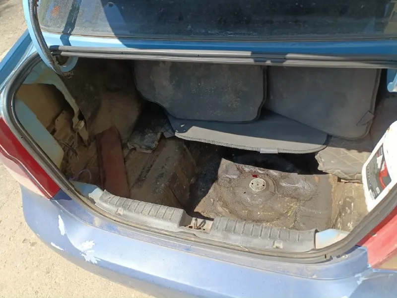 Авео 2005г 1,5 бензин механика двигатель отлично кпп в порядке, но нет 5 передачи гур молчит, кондиционер работает документы в наличии, оформление в мрэо на 5 лет цена 150'₽. возможна рассрочка донецк +79494852095 📞 звоните: +7(949)4852095 - фотография - 7