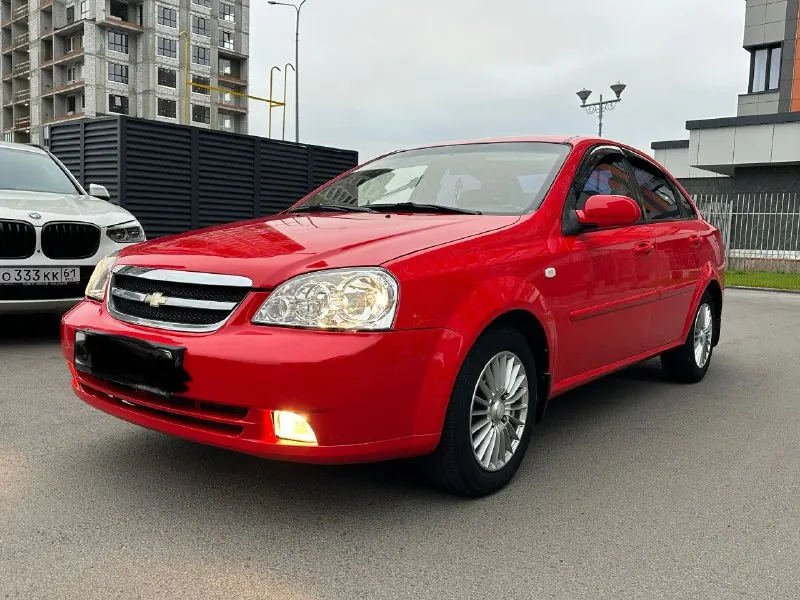 Продаю chevrolet laceti 2007 г выпуска мотор 1.6 16 v 109 лс. работает безупречно гидрики не стучат не дымит масло не ест кпп переключает мягко без хрустов кузов в превосходном состоянии без единого рыжика, днище пороги без гнили техническая часть без каких либо вложений едит мягко не чего не стучит не громит хорошая комплектация 4 стеклоподъемника гур, абс электро зеркала мульти руль гбо евро 4 сигнализация с обратной связью 3 комплекта ключей литые диски р 15 пробег 226 т. км подтверждает автотека авто без дтп цена 515 т +79497313052 - фотография - 3