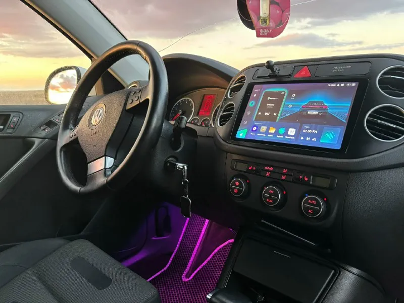 🇩🇪 volkswagen tiguan🇩🇪 - год 2009 - двигатель / бензин - объём 2.0tsi - aкпп / 6 ступенчатая aisin - пробег 204000км - датчик дождя - датчик света - подогрев сидений - круиз-контроль - климат контроль 3-х зонный - магнитола тейс - управление на руле - полный бортовой компьютер - auto-hold - подсветка при повороте - электро-ручник - эл пакет - эл зеркала - эл стеклоподъемники все 4 - авто складывание зеркал - диски r17 новая летняя - стоит музыка - 2 пары deaf bonse - усилитель 4х110 - саб 1000w + моноблок - на машине установлен даун пайп 2kcustom москва автомобиль в достойном состоянии всё имеется для комфотрной езды два комплекта ключей колеса r-17 на оригинальный дисках документы кристально чистые штрафов запретов и каких либо ограничений нету переоформление в мрэо полное все остальные вопросы по телефону!!! +79494470672 номер для связи либо в лс цена 1.175.000₽ торг у капота! 📞 звоните: +7(949)4470672 - фотография - 9