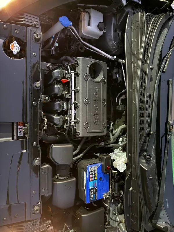 Hyundai ix35 2011г. 2.0 бензин кпп: автомат пробег: 145.000 авто полностью обслужен и вложений не требует, масла фильтра расходники по ходовой части все поменяны. автомобиль обслуживали своевременно! двигатель без задир!!!! салон ухожен, не затерт! в салоне не курили! осмотр: донецк цена: 1.220.000 телефон: +79494999290 📞 звоните: +7(949)4999290 - фотография - 9