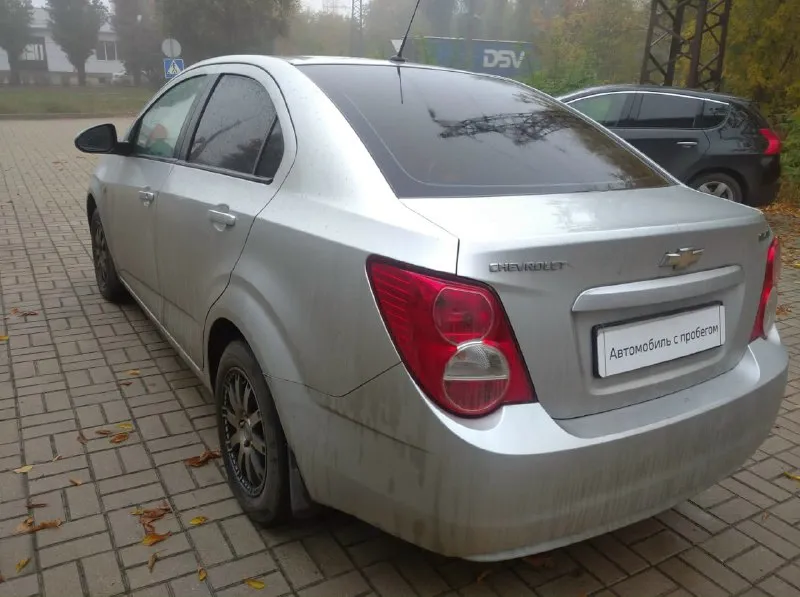 Продается chevrolet авео т 300 2013 г, выпуска 1.6 л. в отличном состоянии не крашеный стекла родные ходовая отличная, диски титановые, резина хорошая кондиционер работает салон ухоженный аккумулятор отличный есть фото с замером прибором лакокрасочного покрытия скину в телеграмм находится в донецке цена 760000 +7949 385 25 26 📞 звоните: +7(949)3852526 - фотография - 3