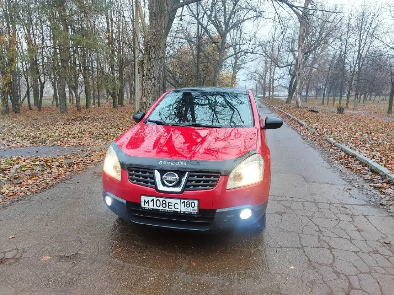 Продам qashqai 2.0 год выпуска 2008 цена 700 тысяч макеевка +7 949 087-54-13 кузов целый, весь ровны... - фотография