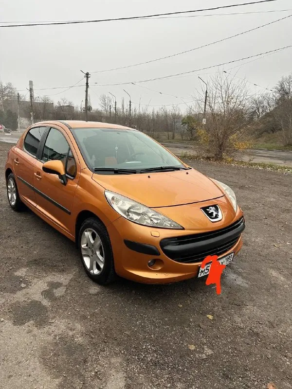 Peugeot 207.(2007 г. в.)от собственнника регистация 180 регион !!! - пробег 176 тыс. км -1,6-120 л.... - фотография