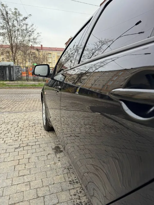 Продам mitsubishi lanser 10 максимальная комплектация, 2011 год, пробег 167.000 двигатель 1.6 кпп механика, авто в отличном состоянии, в дтп авто не участвовал, кузов без дефектов ражавчин, технически авто обслужено заменены все фильтра масла, антифриз новая зимния резина, авто без вложений, комплектация климат контроль, 4 эльктро стеклоподъемника с дотяжкой электро зеркала с подогревом, подогревы сидения, усилитель руля, музыка планшет андроид, мульти руль, только гаражное хранение, кузов в керамики стекла в анти дожде, с документами полный порядок цена 780.000 тел +79494999723 мариуполь - фотография - 8