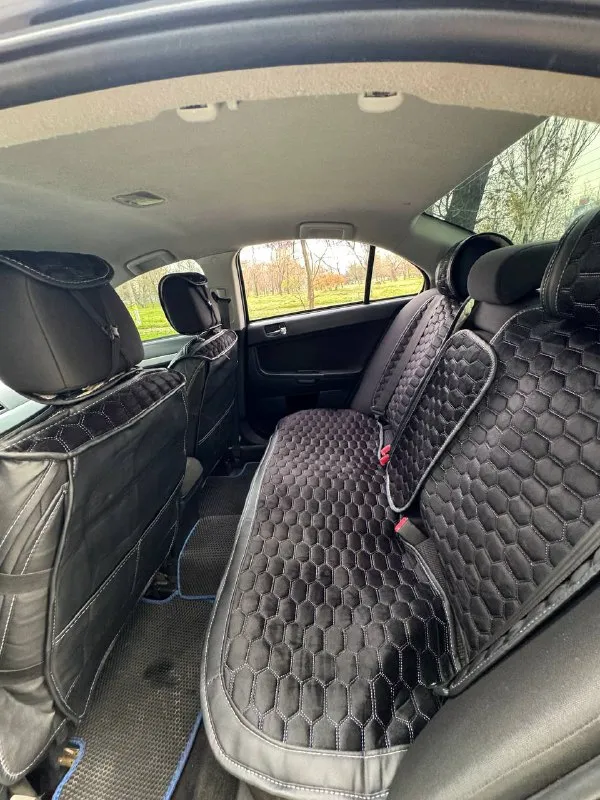 Продам mitsubishi lanser 10 максимальная комплектация, 2011 год, пробег 167.000 двигатель 1.6 кпп механика, авто в отличном состоянии, в дтп авто не участвовал, кузов без дефектов ражавчин, технически авто обслужено заменены все фильтра масла, антифриз новая зимния резина, авто без вложений, комплектация климат контроль, 4 эльктро стеклоподъемника с дотяжкой электро зеркала с подогревом, подогревы сидения, усилитель руля, музыка планшет андроид, мульти руль, только гаражное хранение, кузов в керамики стекла в анти дожде, с документами полный порядок цена 780.000 тел +79494999723 мариуполь - фотография - 9