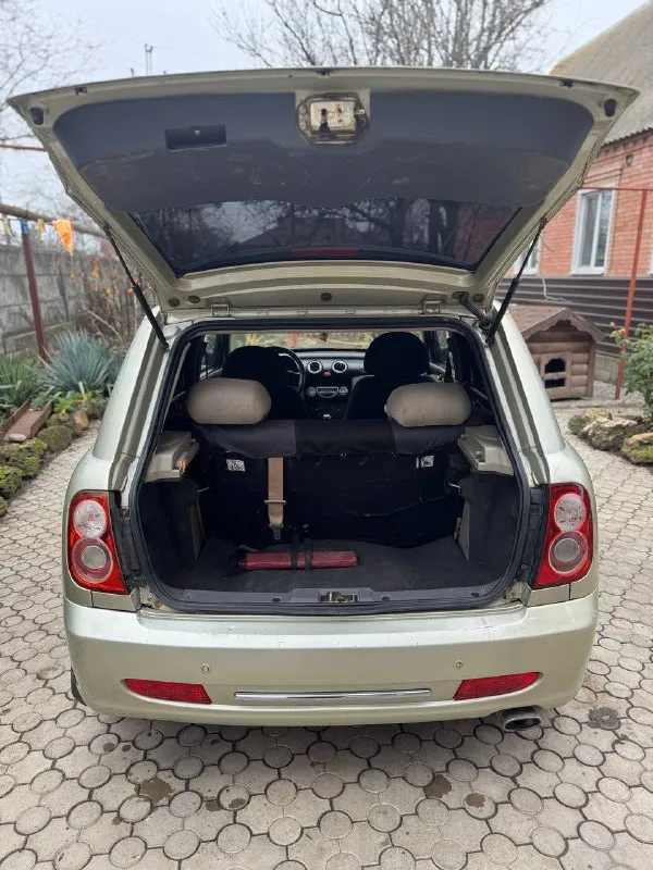 Продам отличный пятидверный хэтчбэк лифан smily 2011 года. автомобиль имеет комфортный салон, расход 6,3 литра, хороший запас пространства спереди и сзади, вместительный для своей категории багажник и хорошее базовое оснащение. 1.3л 8a-fe (89л. с.), полностью обслужен, работает ровно. коробка в порядке, все передачи включаются плавно. подвеска отрабатывает на неровностях как надо. комплектация включает в себя кондиционер, электропривод стекол и боковых зеркал, задний перктроник, аудиосистему с usb и многое другое. цена 290тр. +79493094004 📲 tg: станислав 📞 звоните: +7(949)3094004 - фотография - 8