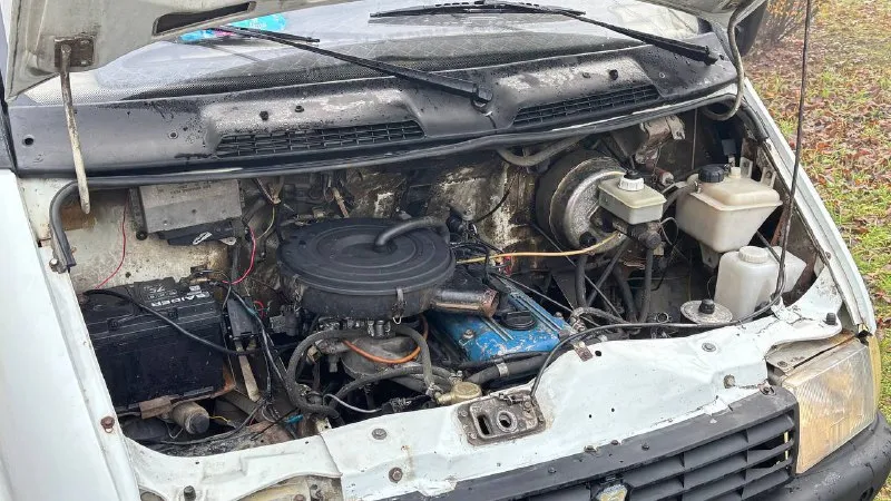 Продам отличный хозяйский соболь, автомобиль весь обслужен и готов на любые расстояния. кузов как по фото, весь целый и обработанный! рама и все силовые части кузова в отличном целом состоянии! двигатель работает ровно, не дымит не троит, масло не расходует. коробка передач чувствует себя прекрасно, переключается плавно без хрустов! ходовая часть на отлично, без стуков биений и прочего! гур работает как положено, не закусает не течет! обычная музыка, регистратор, камера заднего вида, новая резина! салон опрятный! в общем кто ищет живого соболя вам сюда! документы чистые! переоформление без проблем! цена: 345.000т/рублей. тел: +7 (949) 985-01-26, телеграмм: +7 961 441 3558. дозваниваетесь‼️ - фотография - 9