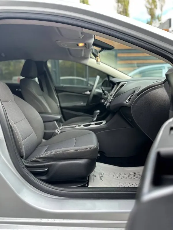 2018год 1.4, 140л. с. акпп 6ступ автомат пробег 105тыс км. один хозяин в птс машина в хорошем состоянии. технически делать ничего не нужно обслужена ремонт был в донецке, из повреждений заднее крыло 1g1bc5sm0j7192311 расход топлива 8.5л город возможен обмен цена 1.150 торг +79494596510 +79493982923 - фотография - 6