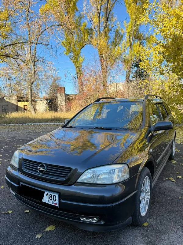 Продам opel astra g 1.6 16v 2000 года выпуска. двигатель самый надежный и простой: 1.6 бензин. коробка: механика. ❗цена 420.000.руб(торг)❗ авто местное, не пригон с рф. сюда заехала с литвы в 2019 году. здесь один хозяин. авто стоял на днр учете, сейчас уже на 180-м регионе. по двигателю, была полная капиталка на 240 тысячах, мотор практически новый, масло не ест не грамма. помпа и грм заменены тогда же ( 20 тыс назад). по коробке, без проблем, все втыкается ничего не хрустит. в том году менялось сцепление в сборе с корзиной и выжимным. по кузову авто практически вся в родном окрасе, дно, пороги, низа дверей, арки, все целое!!! кузов оцинкованный !!!!без рыжиков. очень вместительный багажник, просто огромный. кому нужен хороший, целый универсал под работу, добро пожаловать. по документам, авто юридически чистое. переоформление обязательно!!! машина находится в макеевке. цена 420.000 тыс. торг есть. +79490943554 📞 звоните: +7(949)0943554 - фотография - 2