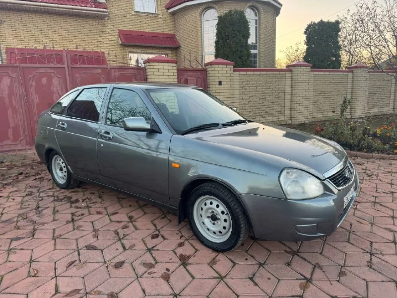 🚘продам!!!🚘 автомобиль лада приора 2010 год! ❄️кондиционер! система аbs! стекло подъемника-2! электр... - фотография