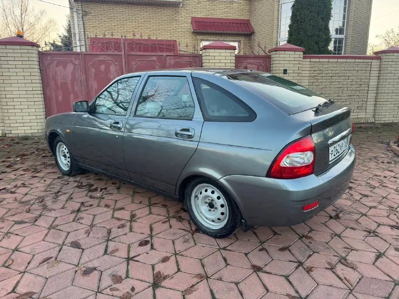 🚘продам!!!🚘 автомобиль лада приора 2010 год! ❄️кондиционер! система аbs! стекло подъемника-2! электро-усилитель руля! электро-привод зеркал! аудио система ! сигнализация 2 стороняя колеса-2 комплекта зима/лето мотор 1,6 ( 16 клапаный) обешумлен весь кузов! авто в очень хорошем состоянии! без гнили и ржавчены! мотор, ходовая, коробка в идеале!!! электрика вся исправна! 📑документы в порядке! 👀осмотр г. харцызк 💵 395 тыс руб ☎️тел +79498643045 - фотография - 5