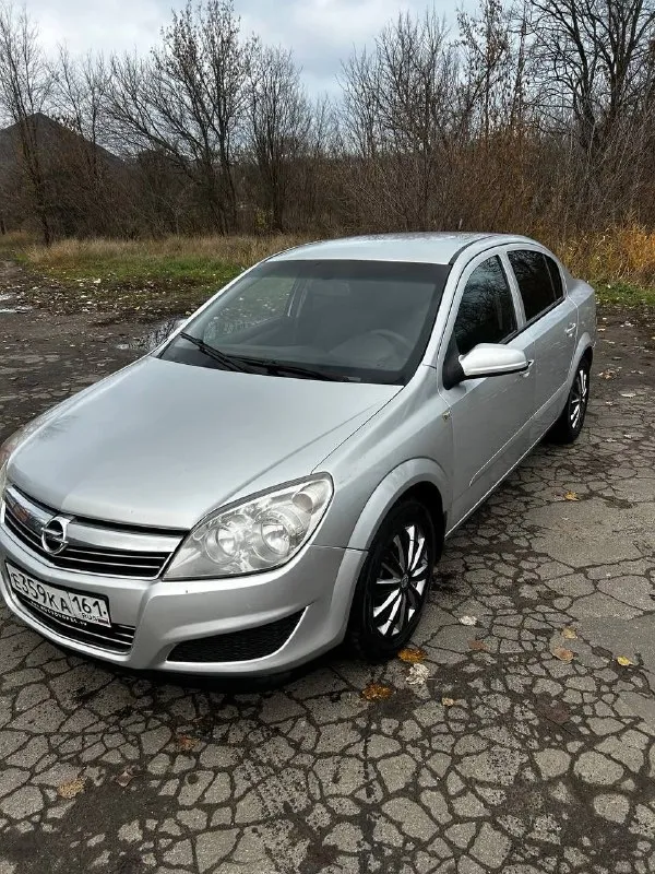 Продам opel astra h 2007г выпуска пробег 270 тыс - климат контроль - круиз контроль - abs - esp - ст... - фотография