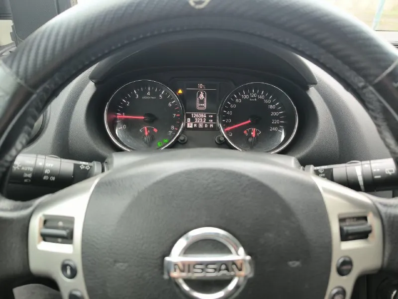Продам nissan кашкай 2010г. пробег оригинальный 126100 км. объём 2.0, полный привод (подключаемый). в комплектацию входят: двухзонный климат контроль, подогрев сидений и зеркал, омыватель фар, мультируль с круиз-контролем, все электростекооподъемники, электрорегулировка зеркал abs, esp. машина в очень хорошем техническом и внешнем состоянии. я хозяин. цена 1,35🍋. больше информации по телефону +79491035455, иван. 📲 tg: иван 📞 звоните: +7(949)1035455 - фотография - 9