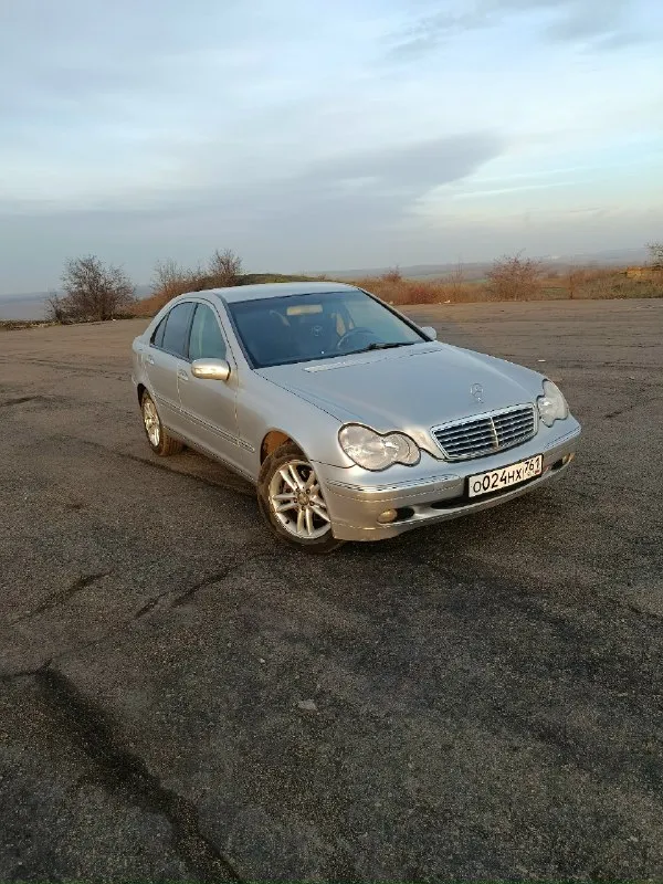 Продам mercedes с200 2 литра компрессор газ бензин зарегистрирован документы чистые я хозяин климат работает машина не дымит масло не жрёт хочу 550 с торгом кому интересно звоните +79494025984 📞 звоните: +7(949)4025984 - фотография - 2