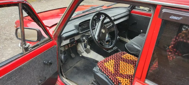 Продам ваз 2102 – 1979 г. в. двигатель 1,2. четырехступка. газ-бензин. газ вписан. на 180 регионе. владею машиной 6 лет. за машиной ухаживал, все делалось вовремя! резина – зима r-13 на штампах, лето r-14 на титанах+ запаски, все отдам. двигатель на отлично! машина каждый день на ходу. масло от замены до замены. ходовая в норме, акб хороший, дно поварено и обработано мастикой, поварены пороги, низом дверей надо заниматься. по электрике все работает. сигнализация с обратной связью не плохая музыка зеркало-видеорегистратор с камерой заднего вида (ксяоми) 150 т. руб. г. горловка продажа обязательно с переоформлением во мрэо! звоните +79493286808 (на этом же № телеграмм) сообщения здесь не читаю! 📞 звоните: +7(949)3286808 - фотография - 6