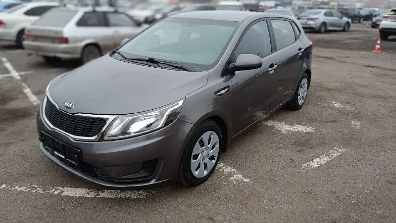 Продам kia рио 2014 год выпуска, в родной краске в идеальном техническом состоянии. пробег 200 тысяч... - фотография