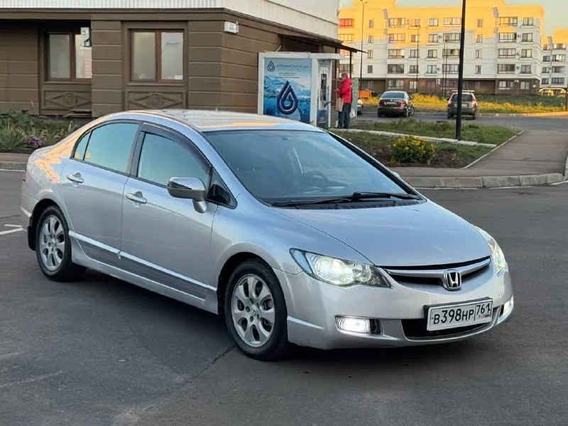 ‼️продам‼️ 🚘марка: honda civic ⚙️двигатель 1.8 📦кпп: механика ⛽️вид топлива: бензин 📅год выпуска: 2008 год 💴цена: 700.000 р 📝описание: состояния отличное! •кондиционер • эл стекло подъёмники •усилитель руля •подогревы сидений • мультимедия usb aux •противотуманные фары 📍•город мариуполь 📞 +7-949-730-93-61 📲 tg: v 📞 звоните: +7(949)7309361 - фотография - 2