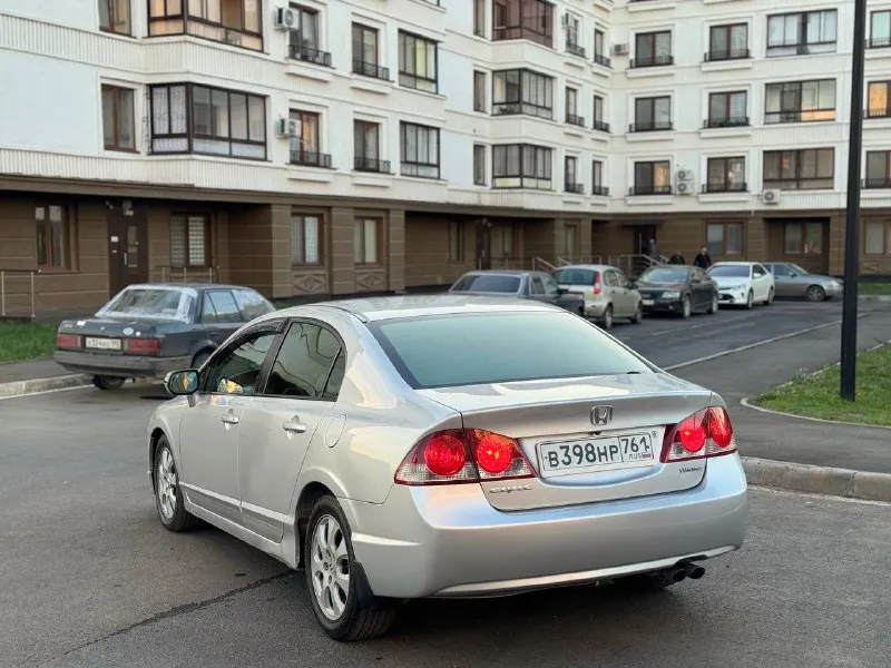 ‼️продам‼️ 🚘марка: honda civic ⚙️двигатель 1.8 📦кпп: механика ⛽️вид топлива: бензин 📅год выпуска: 2008 год 💴цена: 700.000 р 📝описание: состояния отличное! •кондиционер • эл стекло подъёмники •усилитель руля •подогревы сидений • мультимедия usb aux •противотуманные фары 📍•город мариуполь 📞 +7-949-730-93-61 📲 tg: v 📞 звоните: +7(949)7309361 - фотография - 5