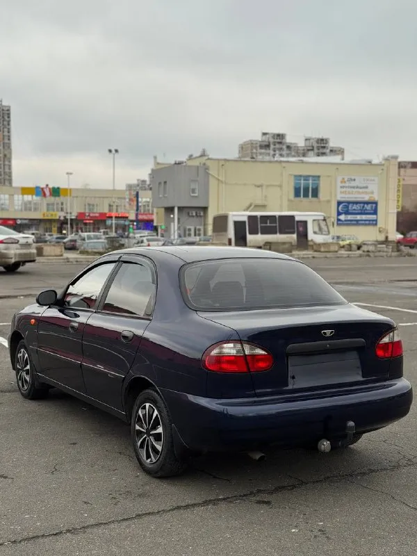Продам daewoo lanos ( ланос )польской сборки автомобиль находится в одних руках с автосалона ! год выпуска- 2006 пробег -192.000 тыс км объем двигателя -1.5. на автомобиле установлен газ 4-поколения, форсунки “hana”❗️❗️❗️(вписан в птс ) комплектация: -гур -передние стеклоподъемники -установлена линзованая оптика( светят очень хорошо !) -фаркоп( вписан в птс) сделана шумоизоляция дверей❗️ на машине имеется выход 220w❗️ все стекла родные. ❗️ в автомобиле делать ничего не нужно, от слова совсем, сел и поехал❗️❗️❗️ машина обслуживалась своевременно. 1000 км назад была сделана замена масла в двигателе, в гур, поменял антифриз с радиатором !!! не путайте с шевроле ланосом)) автомобиль стоит уже на 180 регионе ! продажа от собственника ! комплект летней резины в подарок переоформление без проблем. цена 415.000 тыс рублей все дополнительные вопросы по телефону: +79495219479 - фотография - 5