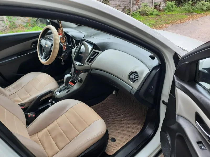 Продам автомобиль шевроле круз 2012 год. двигатель 1.8. акпп автомат. пробег 226тыс. км два хозяина. без дтп. зелёная автотека. авто ухоженный и по технике обслуженный. по докам всё норм. без штрафов и запретов. осмотр в мариуполе цена 845 тысяч. торг. +79495247211,+79493746506 - фотография - 10