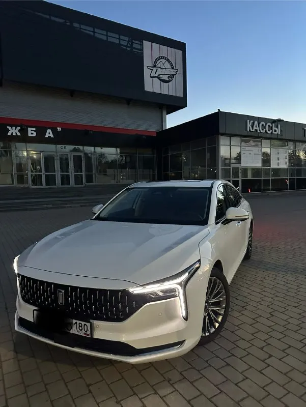 📌 faw bestune b70 в топовой комплектации exclusive • 2022 • 1.5t / современный бизнес-седан с полным набором опций. мощный, экономичный, комфортный — идеален для города и трассы. 🚗 цена 1.600.000, цена на пару дней пока в продаже интересующий автомобиль возможна продажа в кредит ✅ турбомотор 170 л. с. + 7-ступ. робот ✅пробег 12.000 км, в родной краске с целой безопасностью ✅ кожаный салон, электросиденье ✅ панорамная крыша, бесключевой доступ ✅ большой мультимедиа-экран, цифровая приборка, сенсорный монитор, управление на руле ✅ подогревы, камеры 360, парктроники, esp, abs ✅адаптивный круиз контроль и удержание в полосе ✅электропривод багажника ✅система распознание дорожных знаков, система адаптивного освещения дороги ✅функций много, все не перечислишь 🚗 обслужен, без вложений, состояние новой машины 📞 звоните — всё расскажу, если недоступен пишите в телеграмм по номеру телефона +79494562989 📞 звоните: +7(949)4562989 - фотография - 2