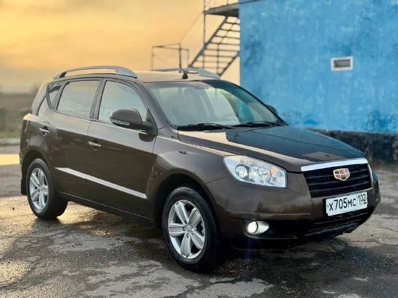 Продам geely emgrand x7 2015г 101 тыс. родного пробега 2.0 мкпп (японский мотор) без дтп просторный,... - фотография