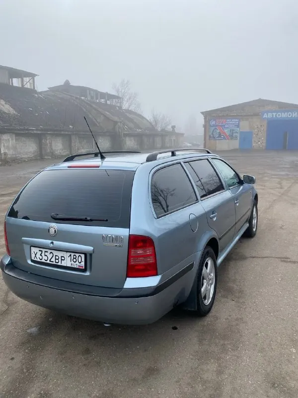 Продам skoda октавия 2003г. объем 2л круиз климат контроль газ вписан в хорошем состоянии цена 500т. р тел+79493234457 📞 звоните: +7(949)3234457 - фотография - 5