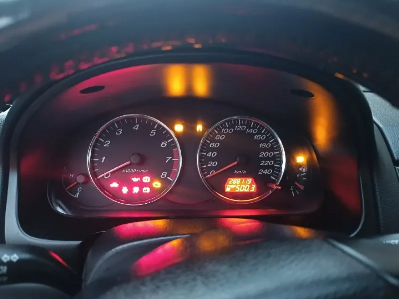 Продам mazda 6 gg 2.0 2003 (140 л. с. ) ❗❗❗ я собственник! в стс птс(оригинал) вписан, второй владелец в птс✅ 2 ключа кпп 5ступка полная комплектация для этой модели:мультируль, круиз, абс, 4 эсп, подогревы передних сидений, подогрев заднего стекла, электрорегулировка зеркал, электроусилитель руля, регулировка яркости подсветки салона✅ установлен хороший и дорогой свет(led) новая зимняя резина(корейская липучка) пороги, арки без рыжиков есть возрастные моменты по лкп(небольшие сколы), ничего критичного из минусов :нет сигнализации, закрывается и открывается с ключа по коробке и двигателю нареканий нет, все работает отлично, масло от замены до замены(раз в 7 т. км) цена - 650т. р + торг💵 находится в алчевске-перевальске телефон для связи +79591827606 или лс звоните, расскажу все более подробно 📞 звоните: +7(959)1827606 - фотография - 10