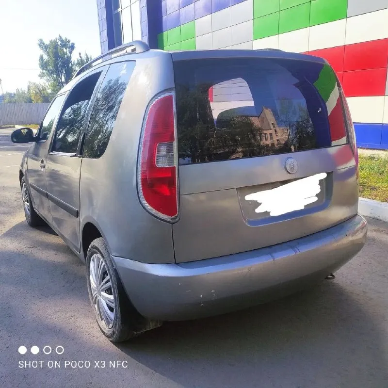 Skoda roomster 2007г, пробег 193000км, двигатель 1.4 дизель, 86лс, механика, надëжный, экономичный автомобиль, салон- трансформатор, масло не ест, цена 380000 рублей, +79493292939 📞 звоните: +7(949)3292939 - фотография - 3