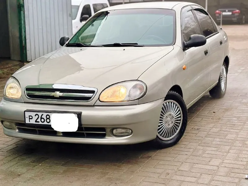 Предлагаю вашему chevrolet lanos 1.5 механика, 2008 год, пробег 162 км. родного любые проверки100% ✅ максимальная комплектация!!! автомобиль в хорошем состоянии!!! кузов ровный, без вмятин, и царапин. никаких рыжиков и коррозии нет. машина полностью обслужена, новая выхлопная система, двигатель, подвеска, коробка на отлично👌 новая зимняя резина/чистый салон, опрятный и не курящий ) всё работает кондиционер, печка, вся электрика. автомобиль вложений не требует! реально машина живая, 2 ключа есть сервисная от дам / резина зима переобул не давно практически как новая 2 сезона от катал / по городу работа дом! цена _ 365 тыщ руб +79493161086 +79493491796 - фотография - 2