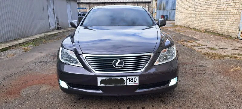 Ls460l 2008 270 пробег, v8 хороший, как внешне так и технически, кузов в керамике, об авто заботились, все жидкости заменены везде, диски колодки, рычаги, произвел т/о замена свечей, прокладок крышек, прокладок впуска и выпуска, муфт кордана, без ошибок, рейка на отлично, мотор и автомат делают своё дело, дорогой ксенон, очень хорошый свет, салон ухоженный, мультимедия андроид, 5 мест, работает всё, японец. колёса 20 мягко и комфортно, авто располагает к спокойной размеренной езде и если надо, быстро уйти из виду), цена за наличку. 1.550 +79496397148 - фотография - 6