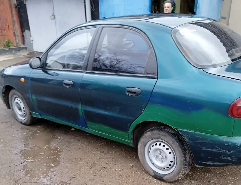 Daewoo сенс машина на полном ходу постоянный днр и украинский учет есть хозяин можно переоформить новый стартер, брони провода, тосол, радиатор, есть хорошая музыка магнитофон покупал за 19000 т руб, новые передние стойки газ бенз все работает машина не гнилая но есть куда приложить руки, мотор работает отлично не дымит не троит заводится с пол тыка есть сигнализация с центральным замком что интересует звоните расскажу если хотите дешевле сниму мафон будет на 20 ку дешевле +79493713728 цена 170 📞 звоните: +7(949)3713728 - фотография - 3