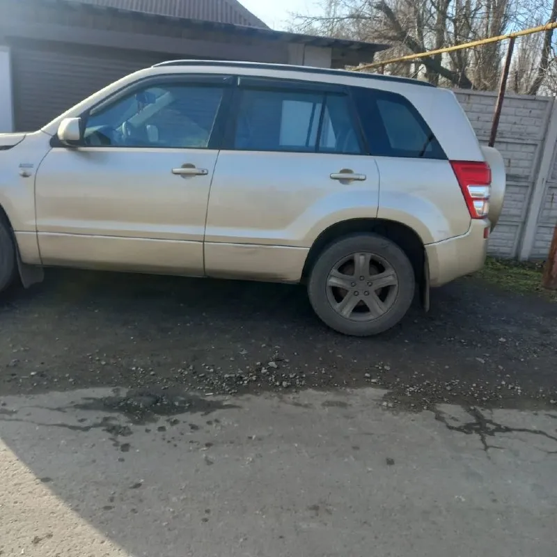 Suzuki гранд витара 2006г, полный привод,1.9дизель,129л. с. цена 570000р пробег235000,торг. макеевка т+79493116024 📞 звоните: +7(949)3116024 - фотография - 3