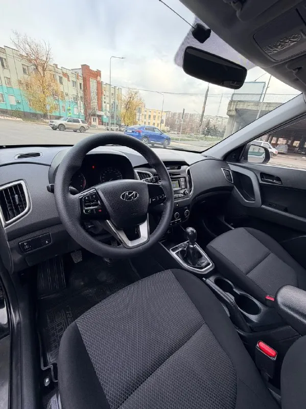 Hyundai creta 2016 год 1.6 коробка механика лучшее сочетание механической коробки и простого надежного атмосферного двигателя! 113 тысяч родного пробега эксплуатация с конца декабря 2016 состояние отличное! салон как новый все в родном окрасе, заводское остекление! надежный городской кроссовер с высоким клиренсом и экономным расходом топлива. полностью обслужен, вложений не требует! новая зимняя шипованая резина отдам еще комплект лета цена авто 1 450 000 рублей и торг с реальным покупателем +7959-22-39-176 (есть ватс ап и телеграмм) 📞 звоните: +7(959)2239176 - фотография - 6