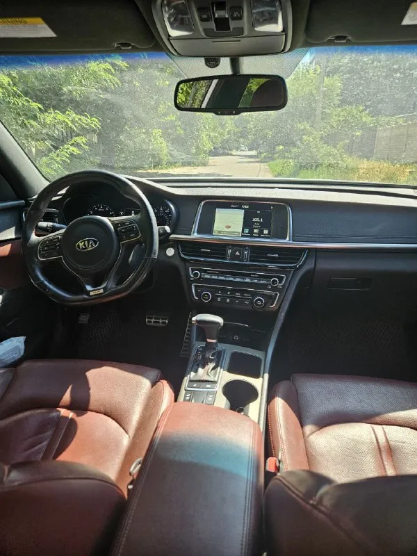 Продам kia optima sx выпуск ноябрь 2015 двигатель 2.0 turbo gdi (245л. с.) пробег 105 000км. автомобиль в хорошем состоянии, чистый и ухоженный салон. комплектация: двухзонный климат-контроль, подогрев передних и задних сидений, вентиляция передних сидений, подрулевые лепестки переключения передач, мультируль, система бесключевого доступа, обогрев руля, круиз-контроль, датчик света, датчик дождя, контроль слепых зон, камера заднего вида, электропривод и память сиденья водителя, аудиосистема usb/aux/fm/bluetooth, запуск двигателя с кнопки, антиблокировачная система тормозов (abs) и т. д. документы в порядке, без каких либо проблем, любое оформление в мрэо цена: 1.600 000р торг у капота. тел. : +79494218646 +79494006919 📲 tg: avs 📞 звоните: +7(949)4218646 - фотография - 6