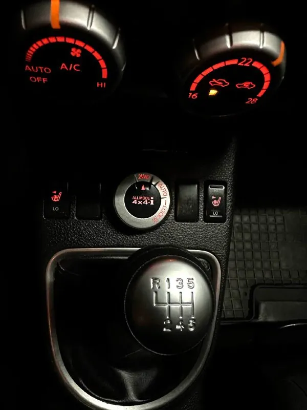 Продам: nissan x-trail 4x4 топливо: бензин / газ (вписан) год выпуска: 2008 (японская сборка) тип кпп: механика 6-ст ✅ пробег: 216.000 км - автомобиль в хорошем состоянии, надежный, экономичный, недорогой в обслуживании. 1 владелец по птс, в дтп не участвовал, гаражное хранение. масло, фильтра, свечи, антифриз, колодки - заменены неделю назад ✅ кузов: в родном окрасе. - двигатель 2.0л : цепной, работает отлично. ✅ комплектация: - кондиционер. - круиз-контроль, омыватель фар, датчик света, датчик дождя, парктронник, ксенон. - подогрев сидений. - мультимедиа: навигация, камера зад. вида, bluetooth, usb. - 2 комплекта ключей - 2 комплекта колес ✅ документы: птс - оригинал, машина местная, зеркальные номера в подарок 🎁 - продажа только с переоформлением в мрео❗ 📍осмотр в г. донецк, калининский р-н. цена: 950.000 руб (торг у авто) 📞🇷🇺звоните: +7 (949) 394-79-04 - фотография - 10