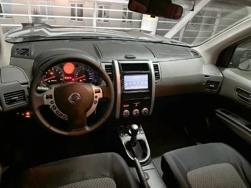 Продам: nissan x-trail 4x4 топливо: бензин / газ (вписан) год выпуска: 2008 (японская сборка) тип кпп: механика 6-ст ✅ пробег: 216.000 км - автомобиль в хорошем состоянии, надежный, экономичный, недорогой в обслуживании. 1 владелец по птс, в дтп не участвовал, гаражное хранение. масло, фильтра, свечи, антифриз, колодки - заменены неделю назад ✅ кузов: в родном окрасе. - двигатель 2.0л : цепной, работает отлично. ✅ комплектация: - кондиционер. - круиз-контроль, омыватель фар, датчик света, датчик дождя, парктронник, ксенон. - подогрев сидений. - мультимедиа: навигация, камера зад. вида, bluetooth, usb. - 2 комплекта ключей - 2 комплекта колес ✅ документы: птс - оригинал, машина местная, зеркальные номера в подарок 🎁 - продажа только с переоформлением в мрео❗ 📍осмотр в г. донецк, калининский р-н. цена: 950.000 руб (торг у авто) 📞🇷🇺звоните: +7 (949) 394-79-04 - фотография - 7