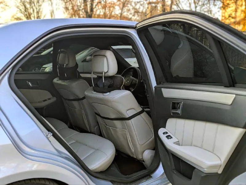 В продаже mercedes benz e-class w212 двигатель 3.5 работает идеально, все расходники заменены ничего делать не нужно! коробка автомат работает идеально без пинков и рывков, ходовая отрабатывает так как и должна! автомобиль имеет красивый внешний вид, без внимания не остаётся, достойная комплектация: датчики света и дождя, электро регулировки всех сидений, панорама, качественная музыка и тд. юридически абсолютно чистый автомобиль, рассмотрю ваши предложения на обмен также возможна продажа в кредит осмотр донецк цена: 1.435.000₽, торг быстрому покупателю! ☎️ +7 (949) 453-80-40 📞 звоните: +7(949)4538040 - фотография - 10