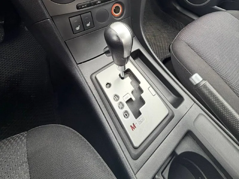 Мазда 3 автомат, 1 хозяин без дтп зеленая автотека, вся в родной краске кроме одного элемента пробег 220 в хорошем состоянии. цена 600 тысяч мариуполь через час будет в бердянске номер для связи +79785153138 - фотография - 3