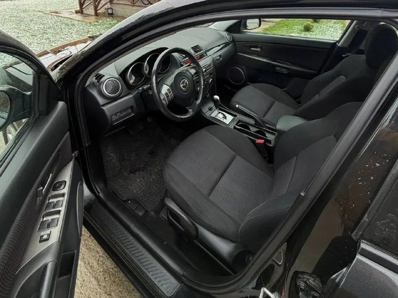 Мазда 3 автомат, 1 хозяин без дтп зеленая автотека, вся в родной краске кроме одного элемента пробег 220 в хорошем состоянии. цена 600 тысяч мариуполь через час будет в бердянске номер для связи +79785153138 - фотография - 9