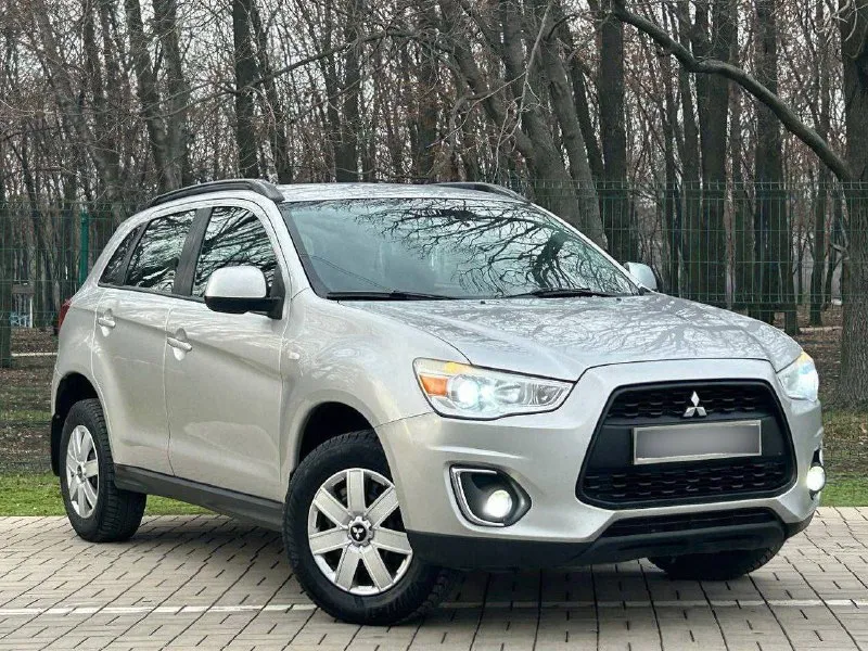 Продам mitsubishi asx рестайлинг год выпуска:2014 объём двигателя:1.6.v16 кпп механическая родной пр... - фотография