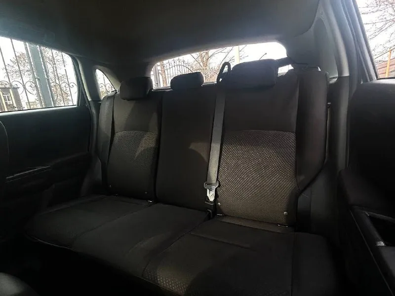 Продам mitsubishi asx рестайлинг год выпуска:2014 объём двигателя:1.6.v16 кпп механическая родной пробег:123.000 км один собственник автомобиль в родном окрасе! состояние кузова ближе к превосходному, рыжиков, корозии и прочих нюансов нет все технические обслуживания проводились исключительно у официального дилера, с соблюдением всех сроков. авто в отличном состоянии как технически, так и визуально. заводское остекление. хранение в гараже, бережная эксплуатация одним владельцем – за автомобилем всегда тщательно ухаживали. он не видел соли и других агрессивных реагентов в связи с такой эксплуатации автомобиль сохранился в первозданном виде комплектация: бортовой компьютер, подогрев сидений,4 стеклоподъемника, подогрев руля, кондиционер, электро зеркала, противотуманные фары, подогрев стекл, abs esp, aux bluetooth, полный комплект ключей и много чего прочего для комфортного вождения по документам любой вид оформления, автотека ✅ цена:1.120.000 г. донецк номер телефона: +7949-487-35-71 - фотография - 6