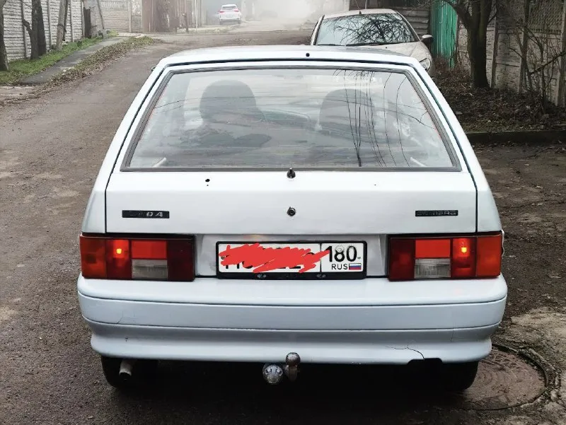 Донецк продам ваз 2114 2010 года объём 1.6 16 клапанов стоят доп. учебные педали машина поварена, все вопросы по телефону +79493244875 василий цена 250 000 руб +торг - фотография - 3