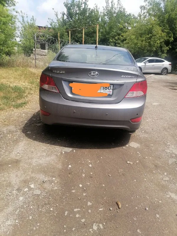 Продаю свой автомобиль hyundai accent 2011г, не solaris, автомобиль обслужен, 30тыс назад была замена цепи грм, газ - бензин, машина живая едет хорошо, как на газу, так и на бензине, масло не кушает, цена 650тыс, рублей торг. тел +79498116013 📞 звоните: +7(949)8116013 - фотография - 2