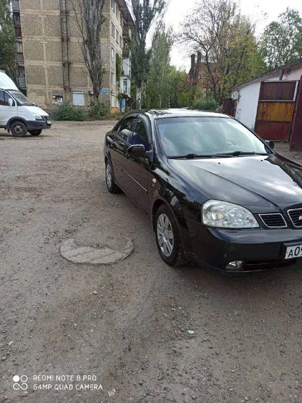 Продам шевроле нубира 2004 года выпуска, комплектация sx, в отличном состоянии мотор 1.8 в комплектации с гур, кондиционер, передние стеклоподъемники, пробег 156,полностью обслужена, два комплекта резины, цена 530,+79494182794 - фотография - 2