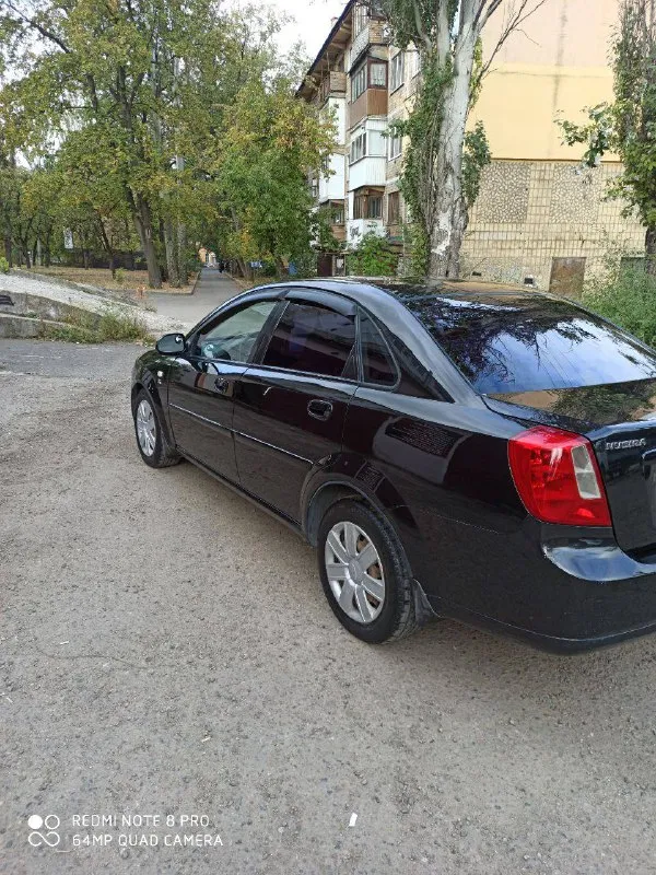 Продам шевроле нубира 2004 года выпуска, комплектация sx, в отличном состоянии мотор 1.8 в комплектации с гур, кондиционер, передние стеклоподъемники, пробег 156,полностью обслужена, два комплекта резины, цена 530,+79494182794 - фотография - 6