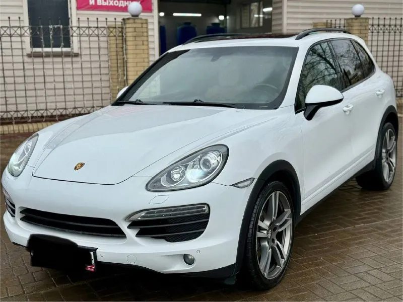 Продам свой автомобиль porsche cayenne 958 ✅двигатель: 3.6 атмосферный ✅привод:полный ✅год выпуска:2... - фотография