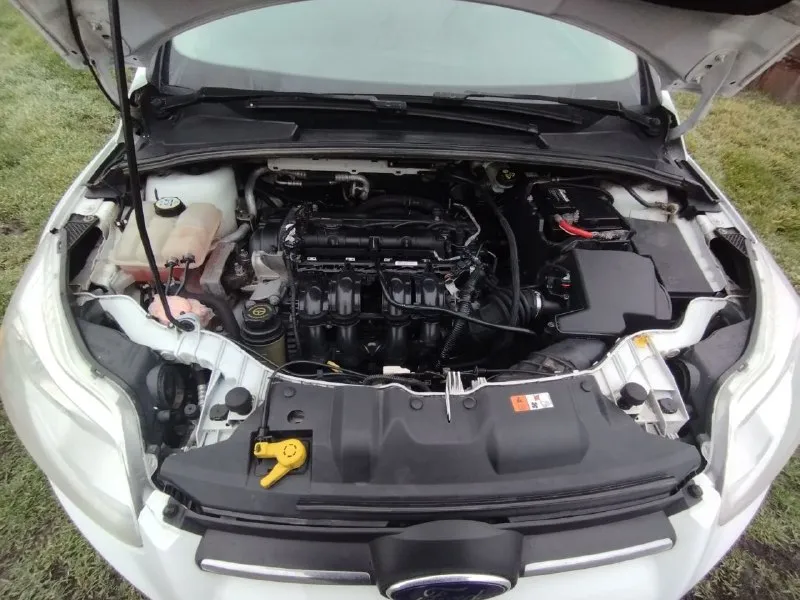 Продам ford фокус 3. объем 1.6 бензин. год выпуска 2012. пробег 220тыс. цена 750000. машина в хорошем состоянии сел и поехал расходники все заменены. по документам вопросов нет переоформление без проблем. осмотр пгт. володарское. +79497086409 или телеграмм. 📲 tg: александр 📞 звоните: +7(949)7086409 - фотография - 9