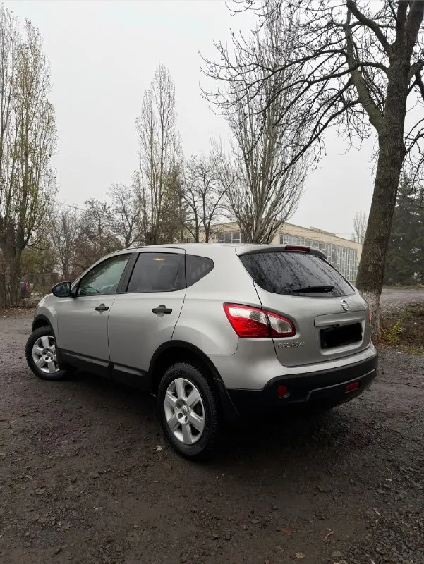 Продам nissan qashqai( nissan кашкай)2012г. пробег 155т. км❗️(подтвержден всеми базами) двигатель 1.6 работает отлично, недавно было то у официалов с подтверждающими документами❗️ проведена диагностика, заменено масло и фильтра. родной окрас, все стёкла заводские, по технике в идеальном состоянии. без дтп(автотека зелёная❗️) салон чистый и ухоженный. авто вложений абсолютно не требует. комплектация: кондиционер ❄️❄️❄️ 4 стеклоподъемника. подогревы сидений, электро-регулировка зеркал с подогревом, дорогая андроид мультимедиа, мультируль, парктроники в круг, автозапуск, омыватель фар, abs, esp, подушки безопасности. два ключа. 💸цена -1 млн 115 тр(торг) антрацит ☎️ +7 (959) 293-24-71 ☎️ +7(959)129-38-77(telegram) 📞 звоните: +7(959)2932471 - фотография - 5