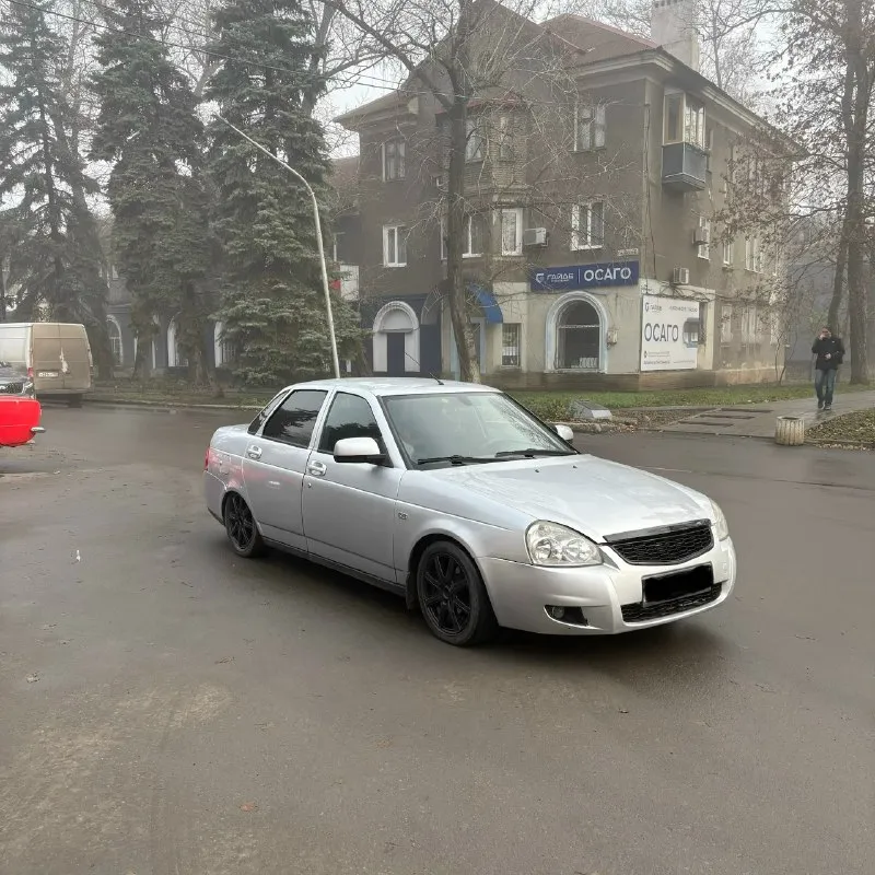 Доброго времени суток. продам!!! ваз priora. люкс в отличном! состоянии. 2 хоз по птс оригинал зелён... - фотография